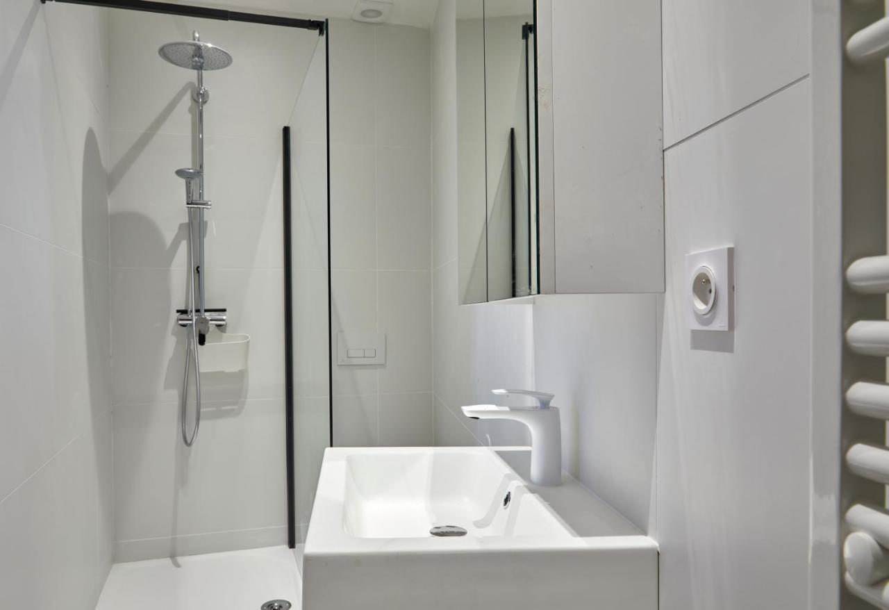 Remarkable Flat In The Historical Part Of Beziers Luaran gambar